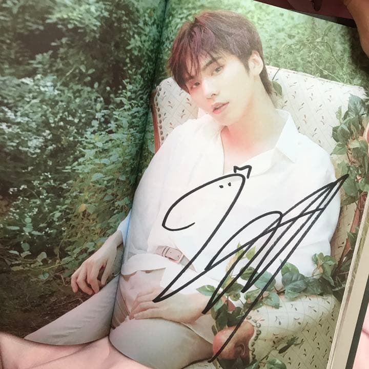 ウヌ・ムンビン 直筆サイン入り ASTRO AllLight アルバム