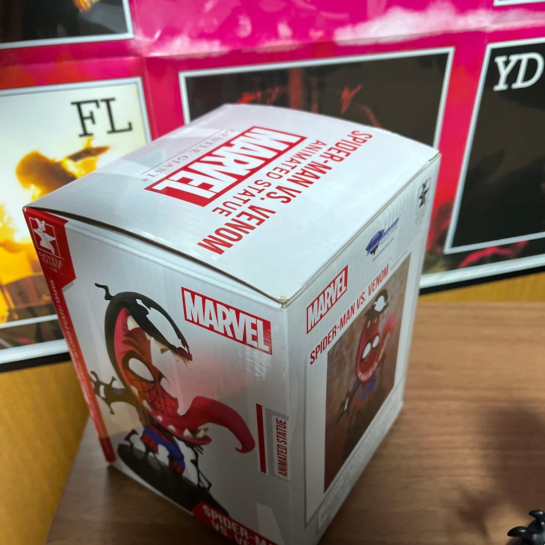 スパイダーマンvsヴェノム スタチュー ジェントルジャイアント