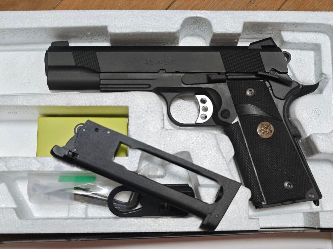 Carbon8 CQP CO2ガスガン エアガン Amazon | ハンドガン CARBON8 カーボネイト M45 CQP CO2 ブローバック