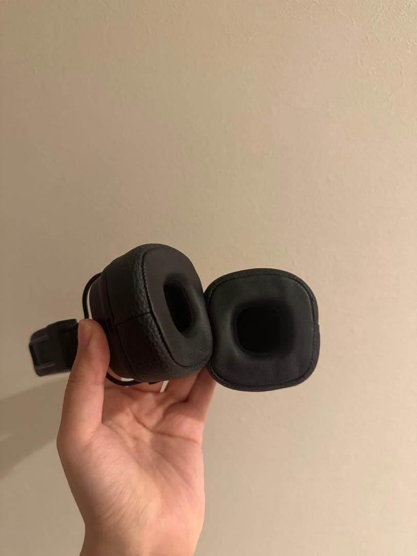 マーシャル Marshall ワイヤレスヘッドホン ブラック EST 1962 - メルカリ