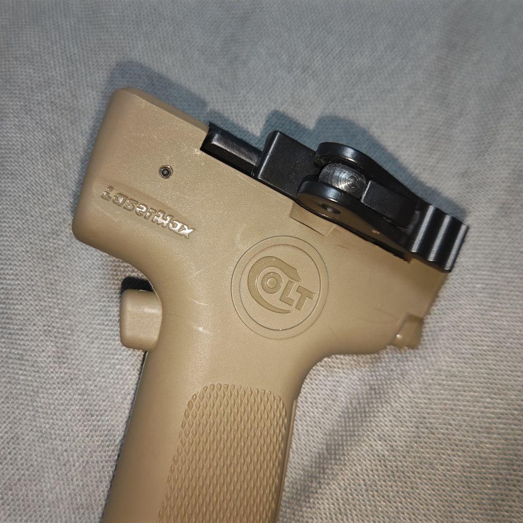 COLT CGLタイプ フォアグリップ 点灯確認済み - メルカリ