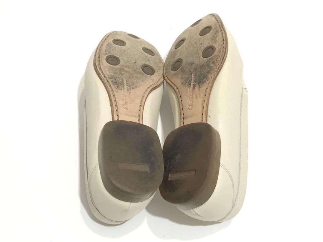 サルヴァトーレ フェラガモ パンプス ローファー ■ 本革 白系 23.5cm