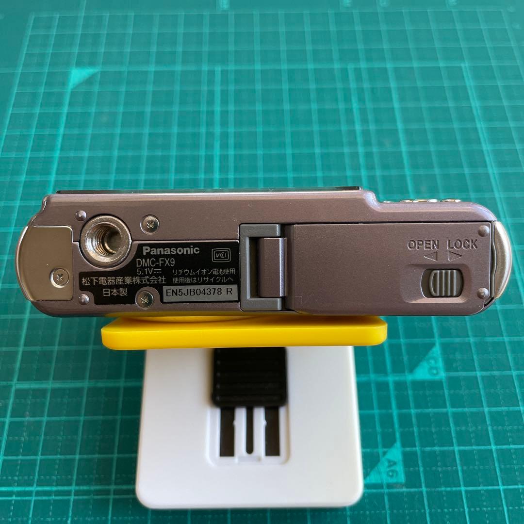 充電器・SDカード付、希少色、美品】コンデジ LUMIX DMC-FX9