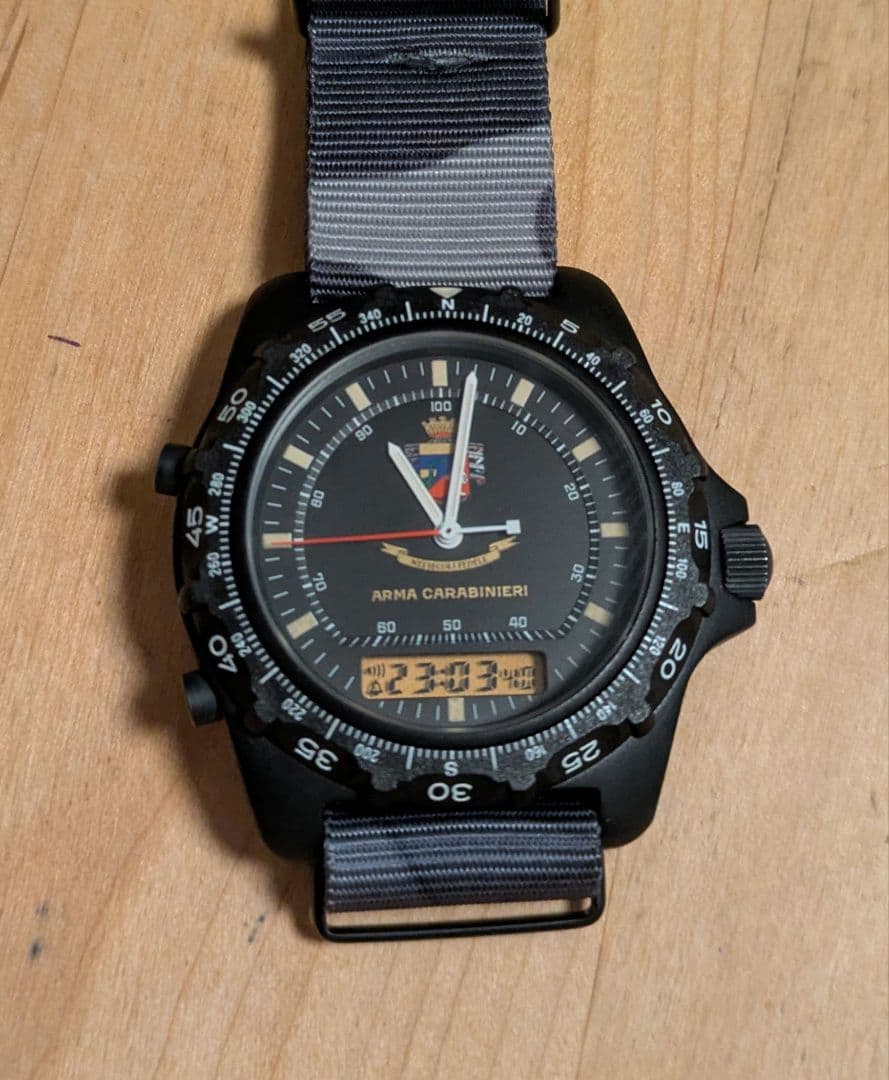 ノースイーグル　軍用　UDTタイマー　イタリア国家警察 ユニフォーム1.COM 医療白衣com ナースグッズ ナビス 看護・医療用品