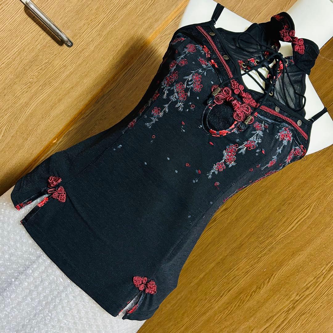 ozz oneste 2way桜刺繍キャミソール ozz oneste 2way桜刺繍キャミソール OZZON（オレンジ/橙色系）のフリマ