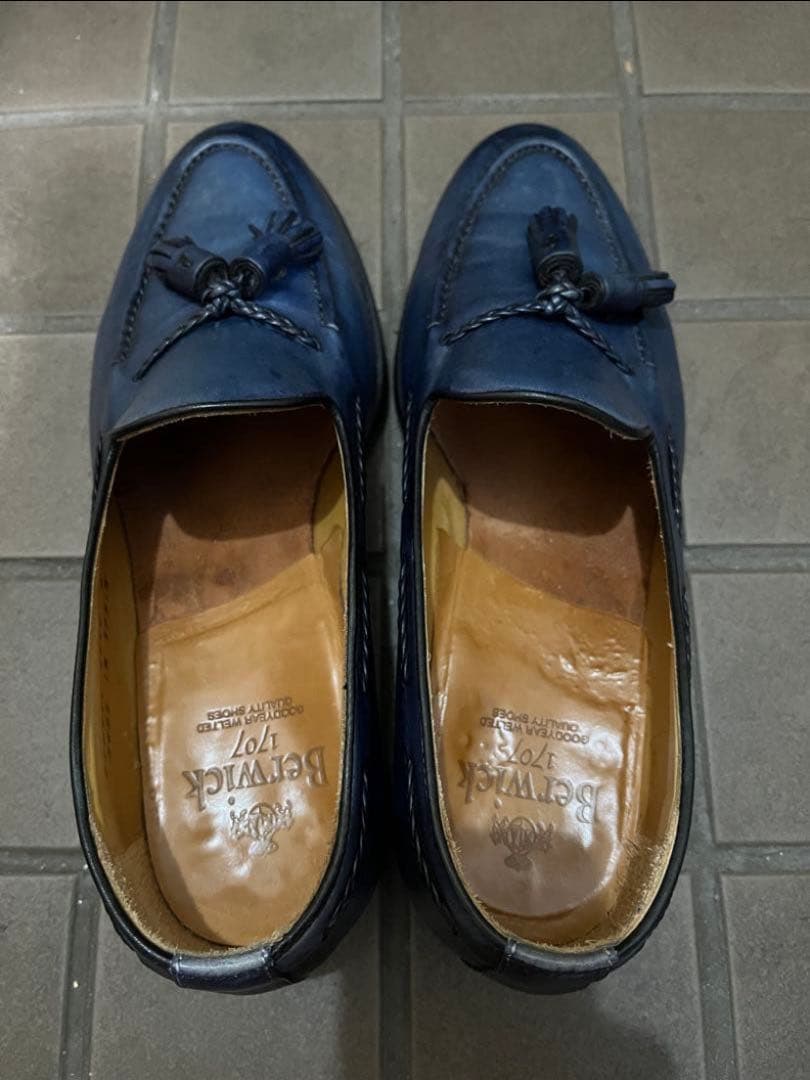 Berwick タッセル付きローファー 27.0cm ネイビー