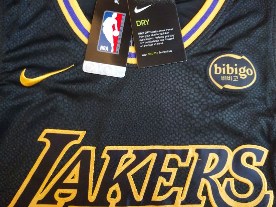 様専用 レイカーズ ドンチッチ選手 77番 ユニフォーム サイズ48 - メルカリ