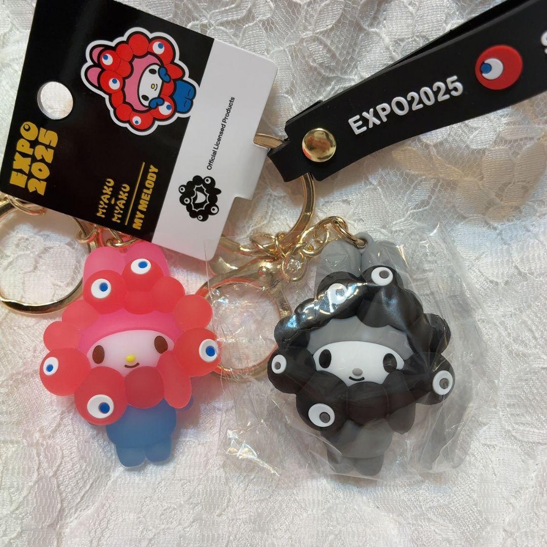 サンリオミャクミャク 黒 クリアキーホルダー なりきり立体マスコット