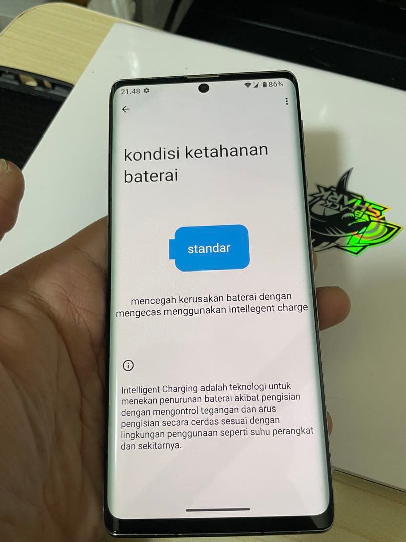 AQUOS R6 5G NTT docomo 本体 ジャンク - メルカリ