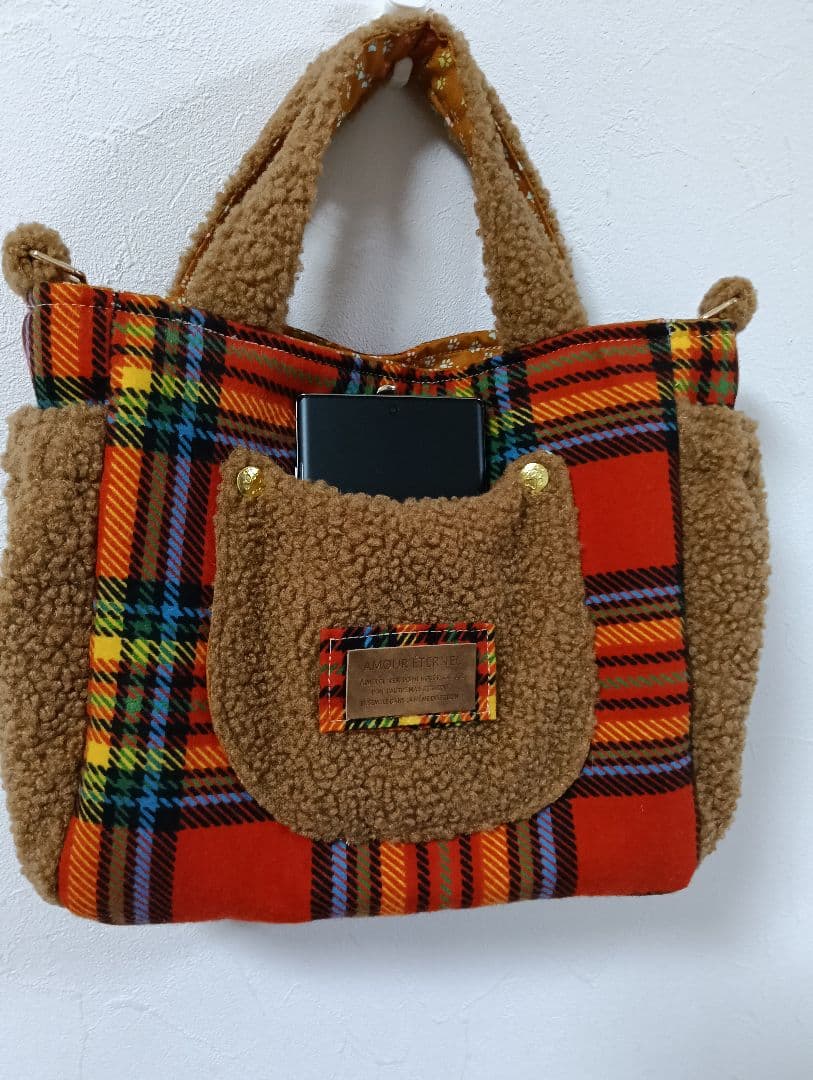 さ*ー様 コヤンイサムチョン ボリーちゃん ギャザーポケット付きトート