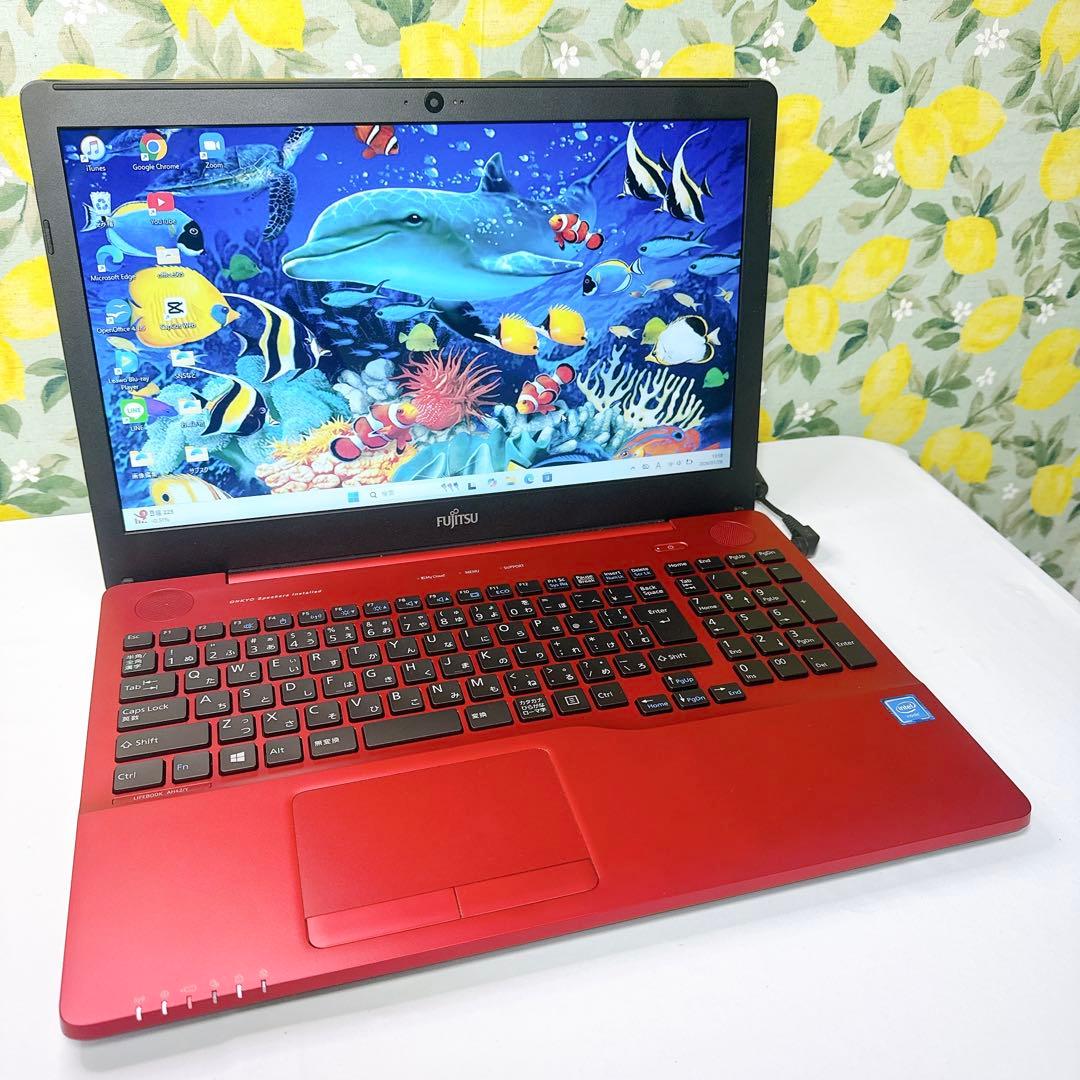 大人気の艶レッド❤️設定済み❤️届いたらすぐ使える❤️動画編集やDVD鑑賞など❤️