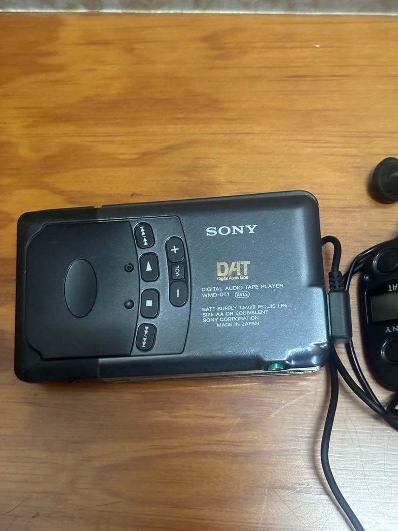 SONY DATウォークマン 2点ジャンク品 - メルカリ