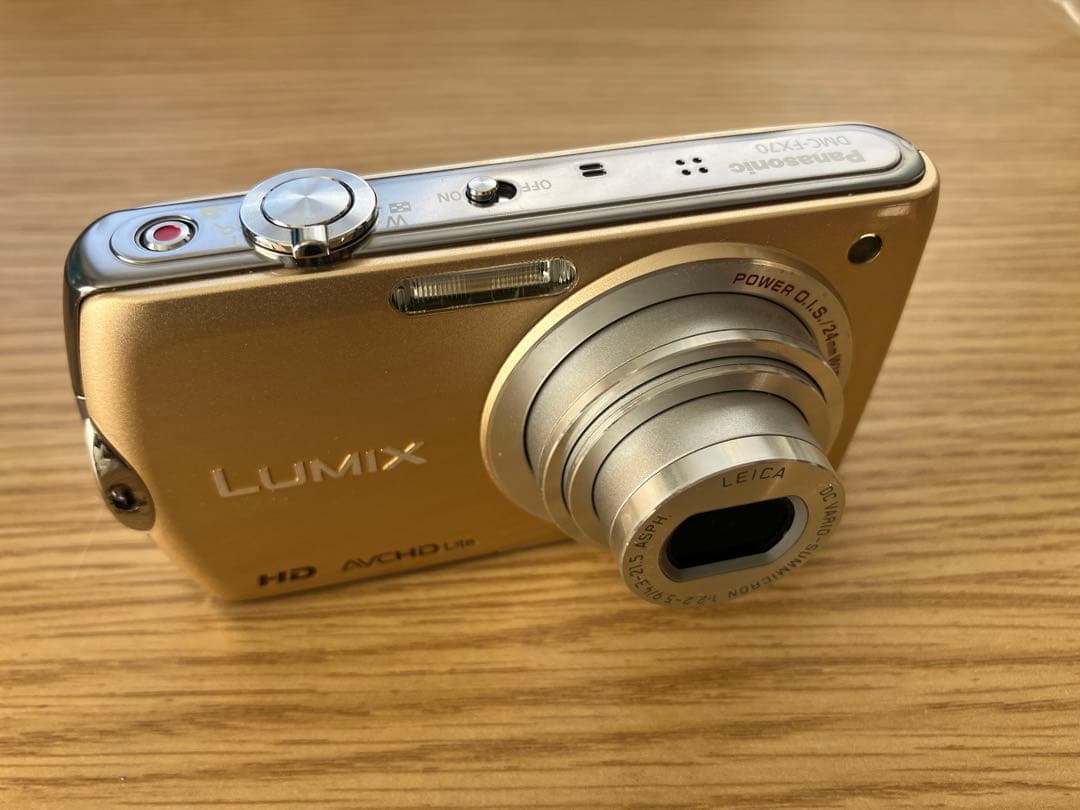 ✨状態良✨パナソニック LUMIX FX70ゴールド 概要 デジタルカメラ DMC-FX70 | LUMIX（ルミックス） ミラーレス一眼