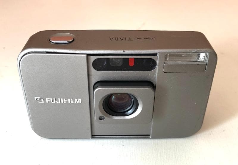 FUJIFILM TIARA コンパクトカメラ 訳アリ 動作品＃136