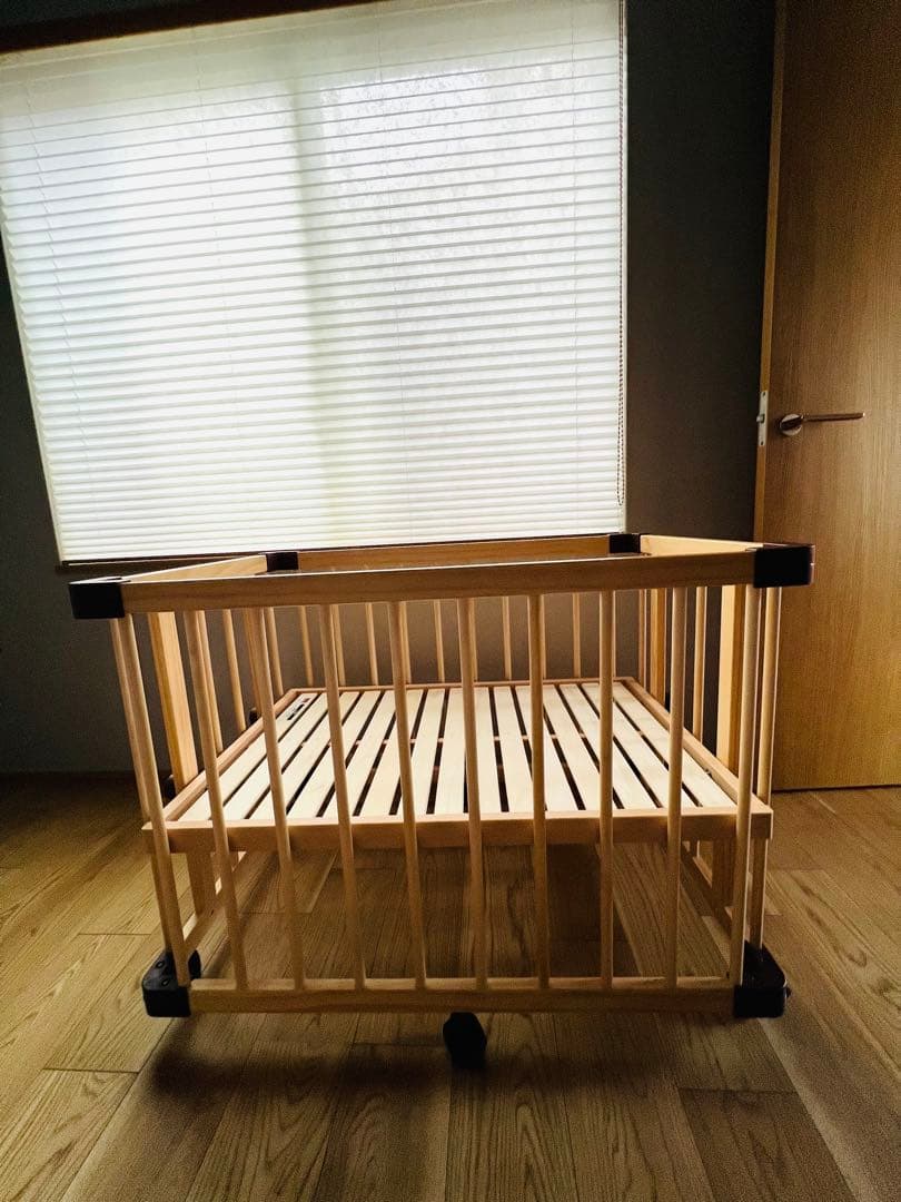 ベビーベッド/ ファルスカ farska（ファルスカ）PRODUCT 暮らしにフィットする新発想の育児グッズ