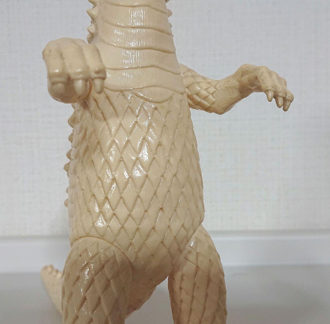 ベムラー ウルトラコレクション ソフビ 無塗装 白成形 ウルトラ怪獣