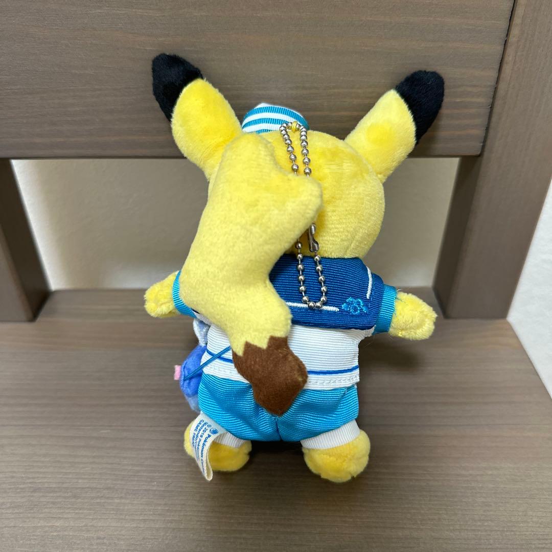 ポケモン ピカチュウ ぬいぐるみ ヨコハマ 限定 ポケモンセンター 水平