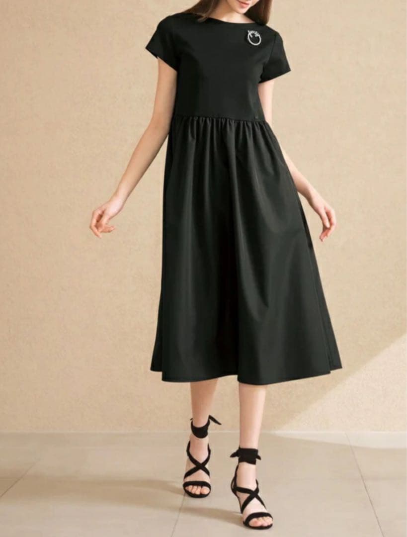 FOXEY NEWYORK》 新品未使用 2025年 全サイズ完売ワンピース - メルカリ