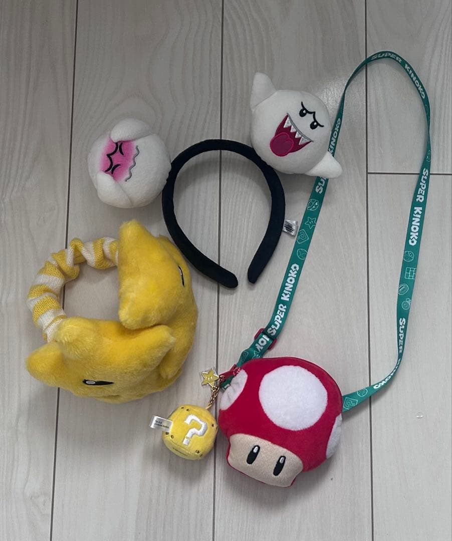 USJ ユニバ スター イヤーマフ マリオ 耳あて 廃盤品 USJ ユニバ スター イヤーマフ 耳当て マリオ 廃盤 - メルカリ