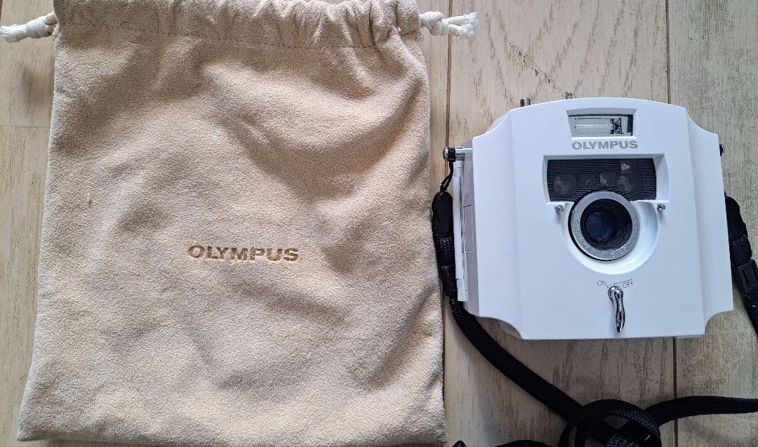動作確認オリンパス エクリュ コンパクトフィルムカメラ電池入り！ケースストラップ 動作確認オリンパス エクリュ コンパクトフィルムカメラ電池入り