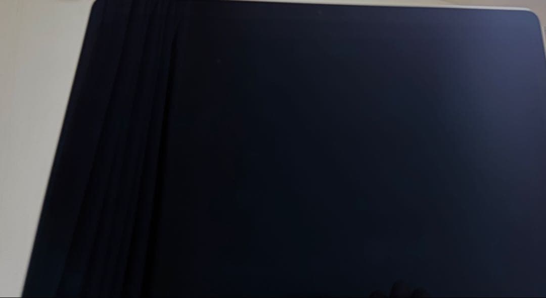 ジャンク】MacBook Pro(2018/2019)液晶故障／外部出力のみ