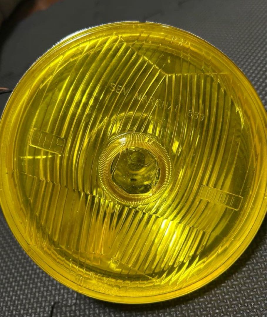旧車マーシャルヘッドライト889イエローライト イエローレンズ　180パイ MARCHAL（マーシャル） ヘッドランプ 889 イエローレンズ ユニット
