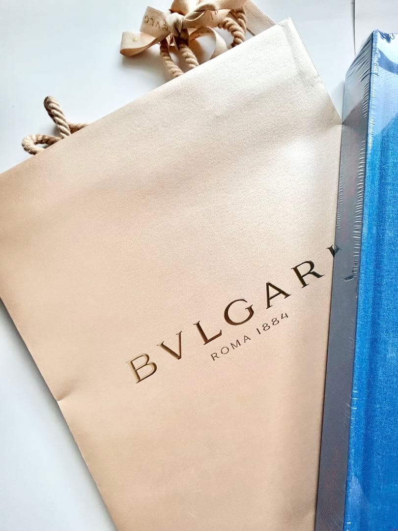 未開封◇ブルガリ展 図録 BVLGARI KALEIDOS 2025 新品 - メルカリ