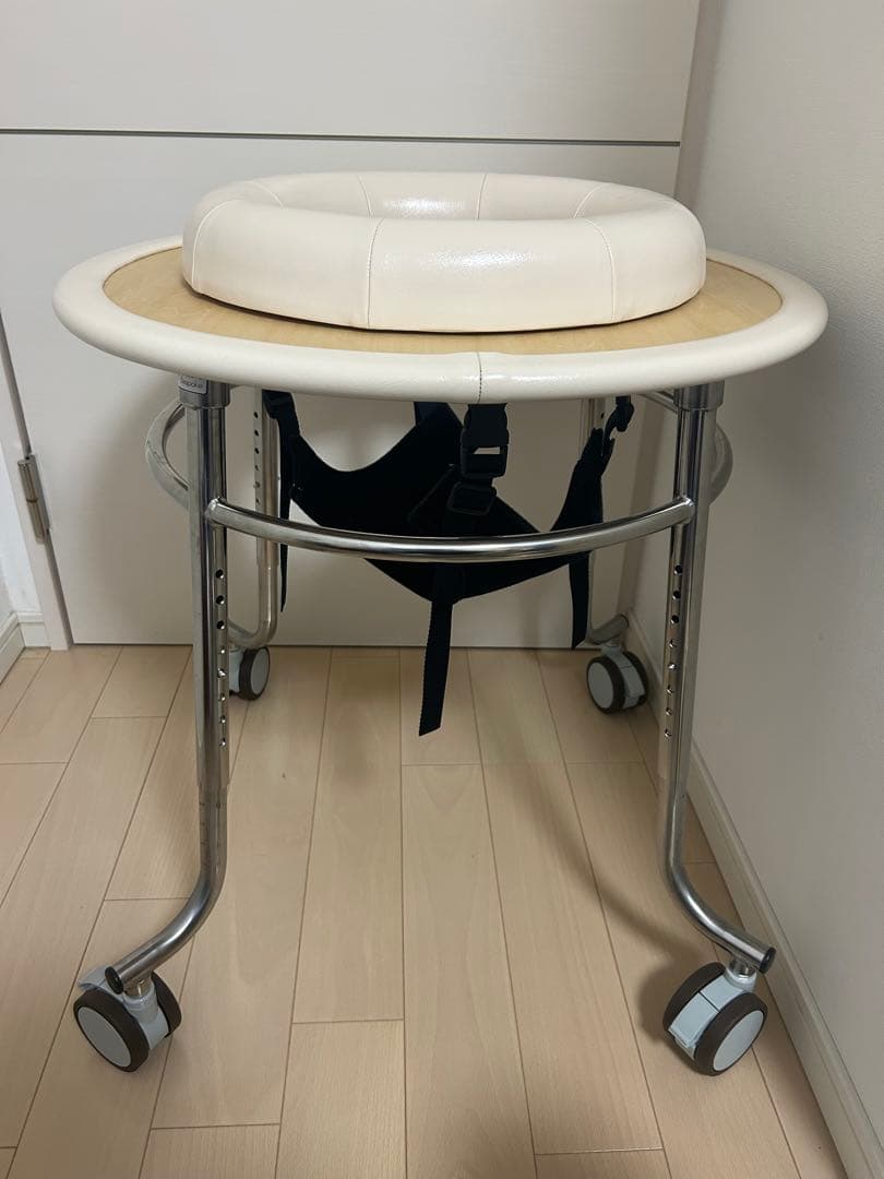 UFOウォーカー 小児 リハビリ 有薗製作所 ベージュ - メルカリ