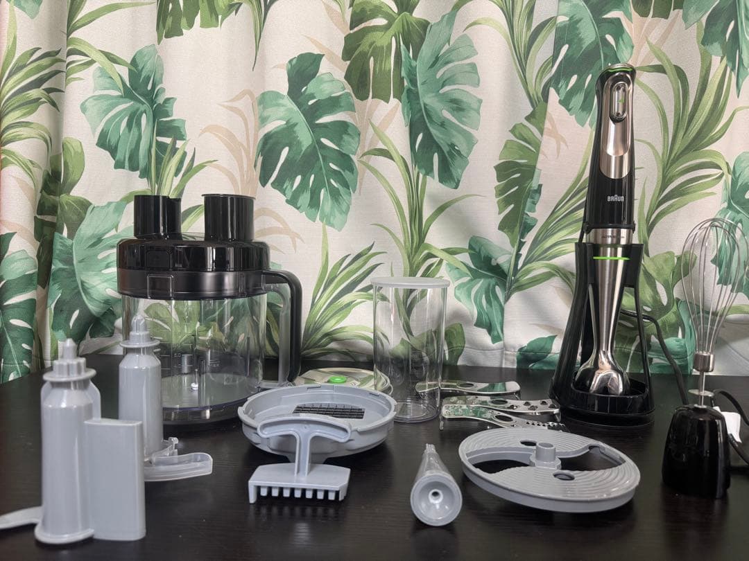 ろっ君ブラウン マルチクイック 9 本体と付属品 MultiQuick 9 hand blender | Braun JP