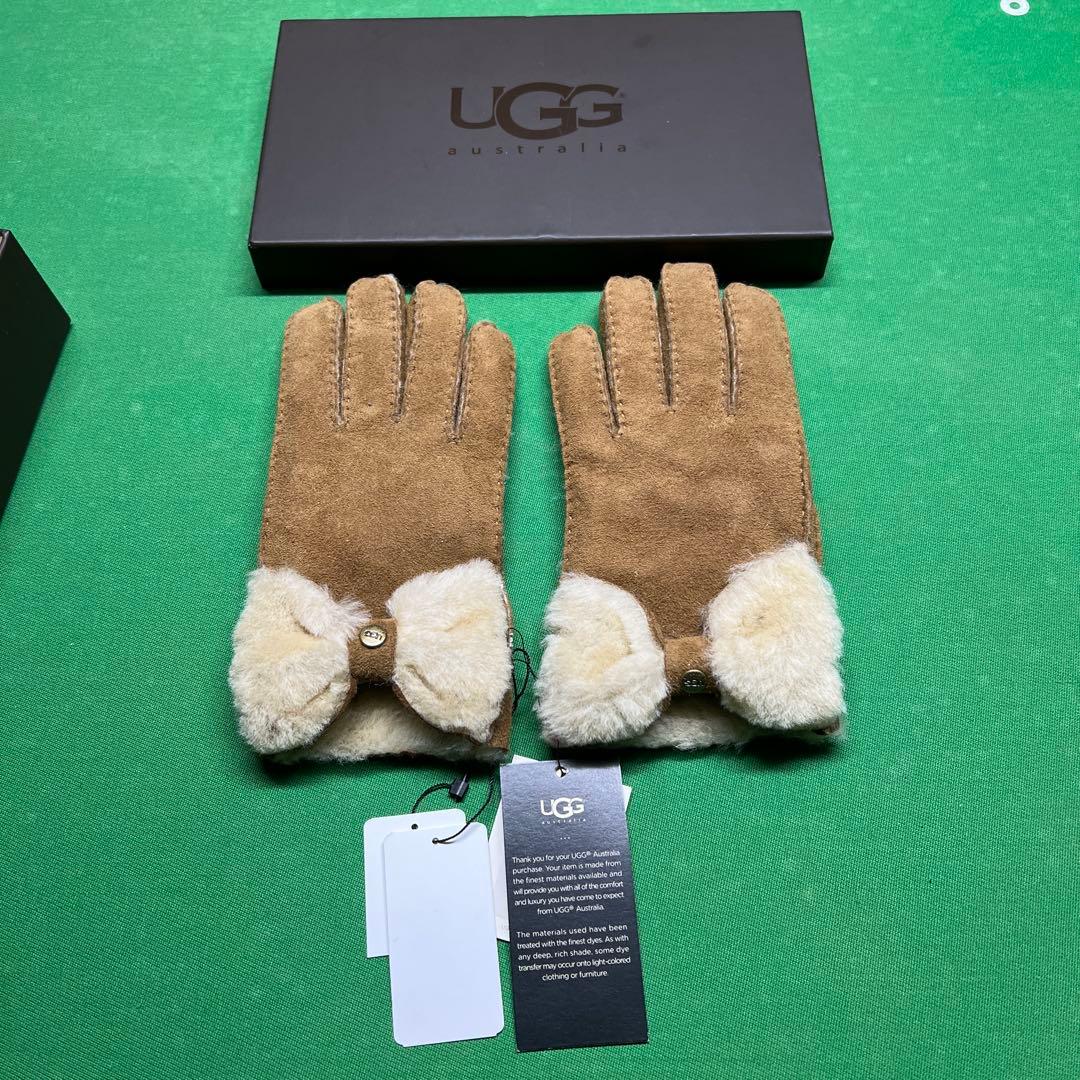 UGG リボン付きスエード手袋 UGG - UGG スエード 手袋 リボン付き サイズLの通販 by しいちゃん