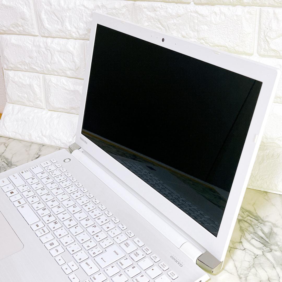 美品✨Windows11✨新品爆速SSD薄型ノートパソコン白✨カメラ・オフィス