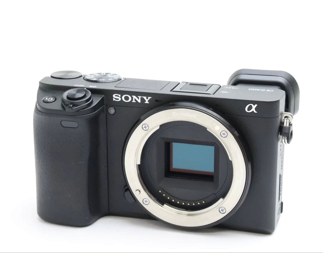 【美品】シャッター回数:約11500回 SONY α6400 カメラ レンズ付 α6400 ILCE-6400Y ダブルズームレンズキット ブラック シャッター回数