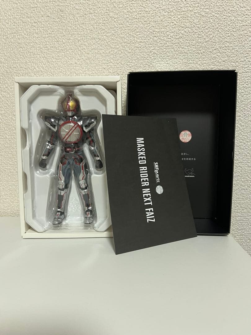 S.H.figuarts 仮面ライダーネクストファイズ　（真骨彫製法）