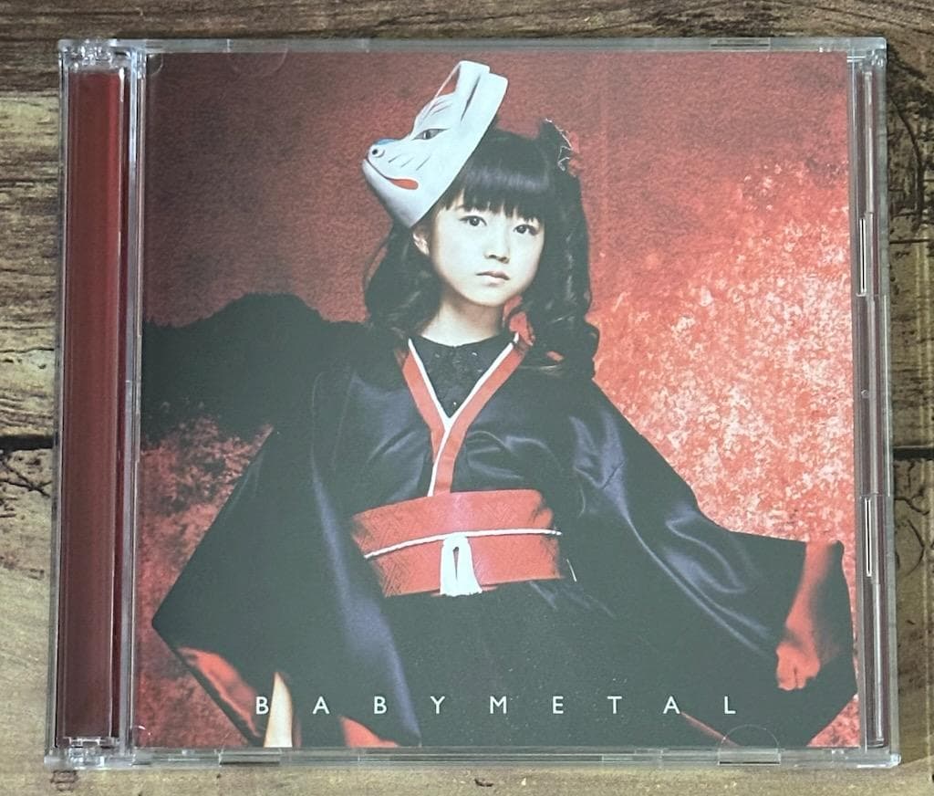 初回生産限定盤「メギツネ ツ盤（YUIMETAL）水野由結」BABYMETAL
