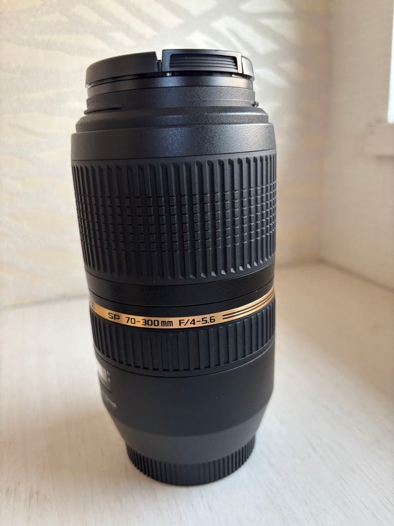 TAMRON SP 70-300mm F/4-5.6 Di CANON用