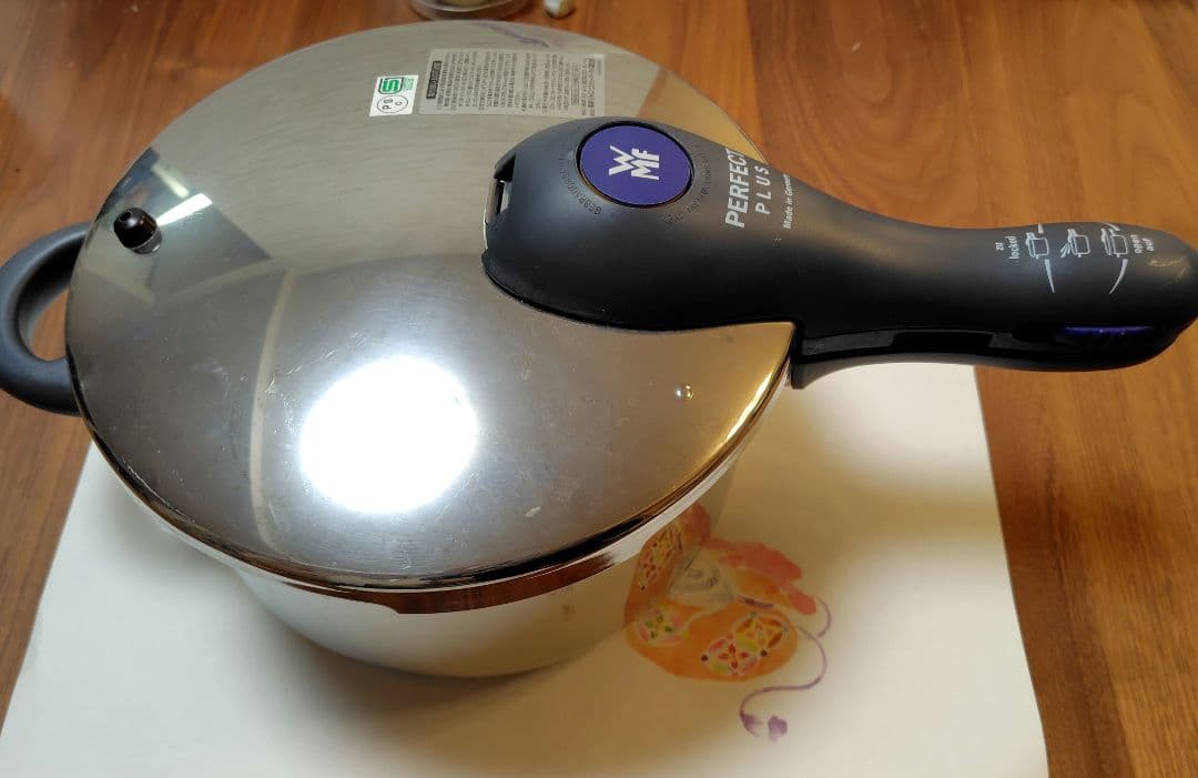 WMF 圧力鍋4.5L・蒸し器・クリーニングセット ヴェーエムエフ フュージョンテック ミネラル 圧力鍋 4.5L プラチナム