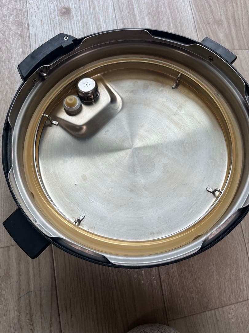 【美品】InstantPot Nova Plus 60 電気圧力鍋 5.7L