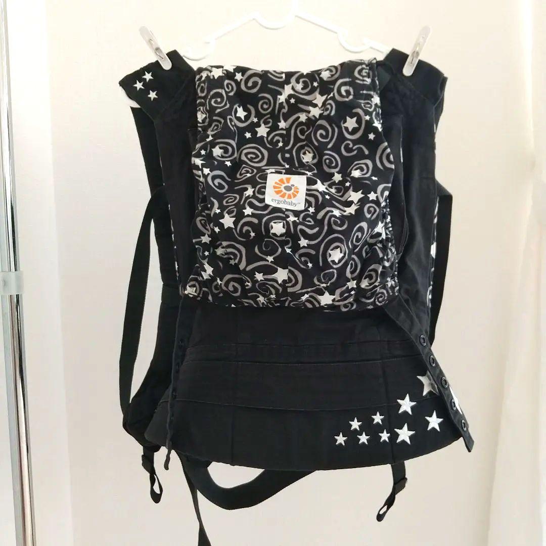エルゴ ベビー 抱っこ紐 ギャラクシー ブラック 黒 星柄 - メルカリ