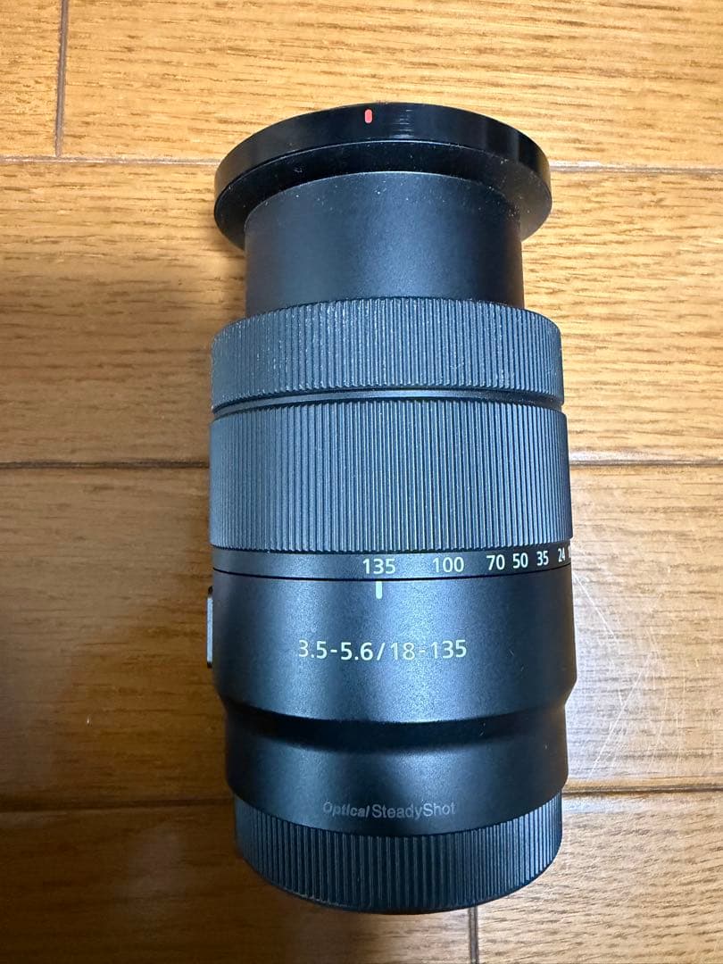 Sony SEL18135 E 18-135mm レンズ カメラレンズ E 18-135mm F3.5-5.6 OSS APS-C用 ブラック SEL18135