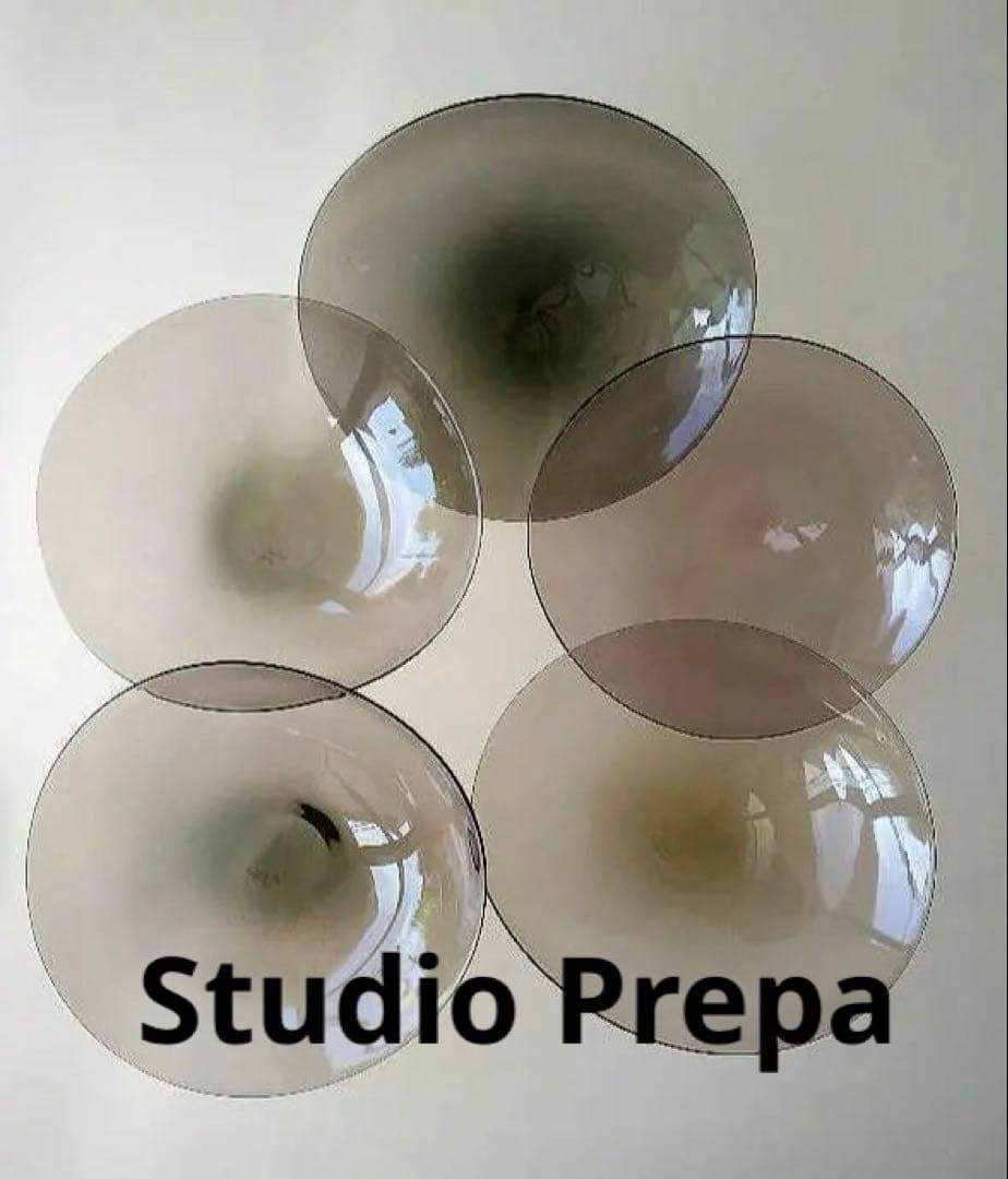 スタジオプレパ★揺らぎの形と上品な透明色★浅いボール５個セット 楽天市場】【P5倍+5%OFF券】NEEWER 5-in-1折りたたみ式スタジオレフ板