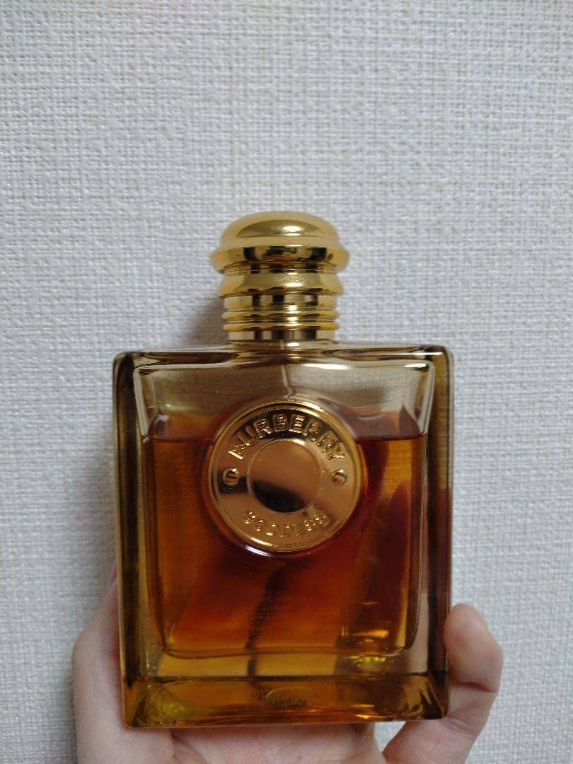Burberry Goddess 100ml パルファム ゴールドボックス Burberry Goddess Eau de Parfum