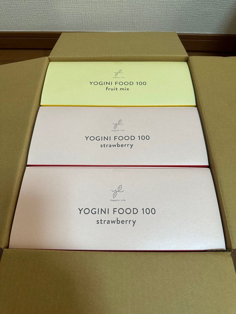 YOGINI FOOD 100 フルーツミックスとストロベリー - メルカリ