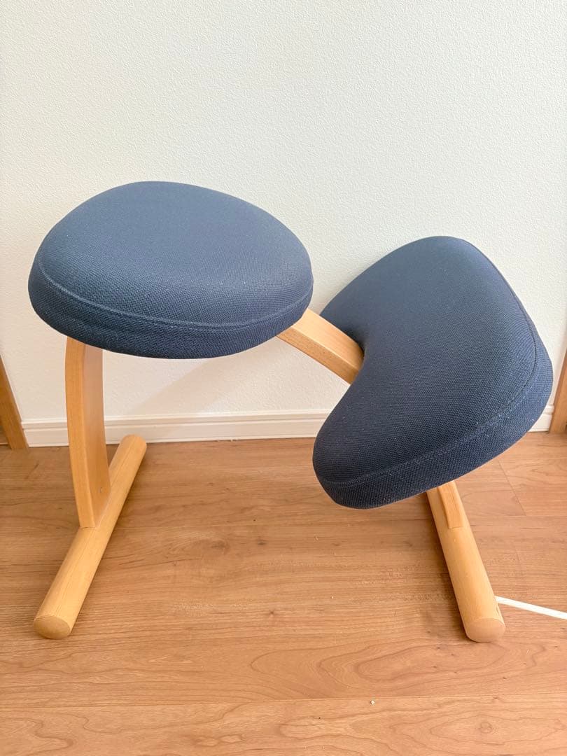 バランスイージーチェア　姿勢矯正クッションチェア ネイビー バランスラボ バランスチェア バランスチェアー バランスイージー