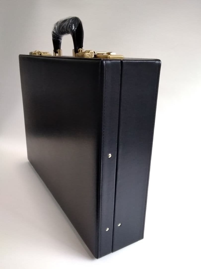 アタッシュケース 新品未使用 豊岡製 わけあり - メルカリ