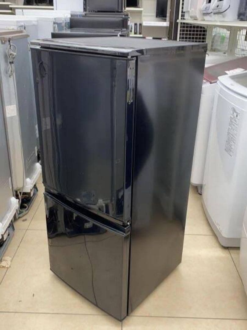 両開き可 SHARP 単身用冷蔵庫 ブラック 137L SJ-D14B-B アウトレット品】 SJ-D14B-B 冷蔵庫 ブラック系 [137L /2ドア /右開き