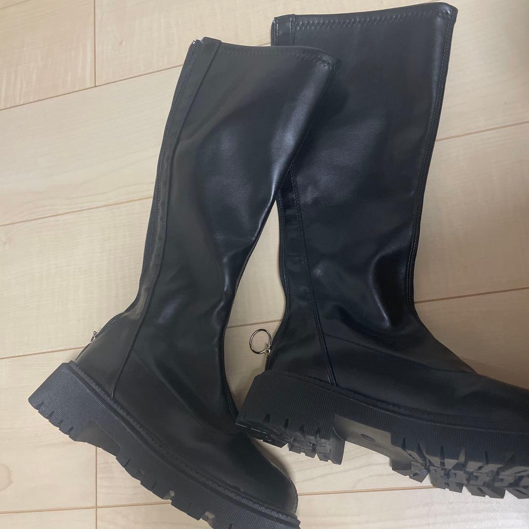 ブラックレザー ロングブーツ ジッパー付き - メルカリ