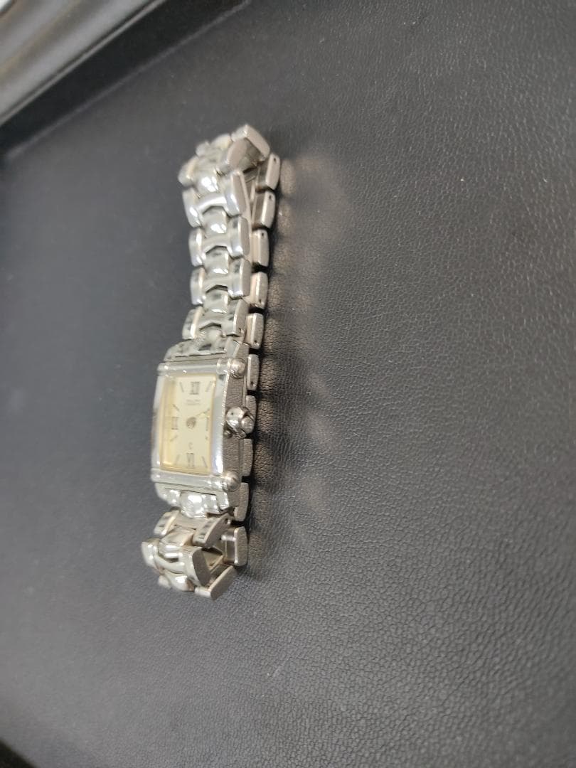 フィリップシャリオール COLVMBVS レディース 電池交換済 稼働品