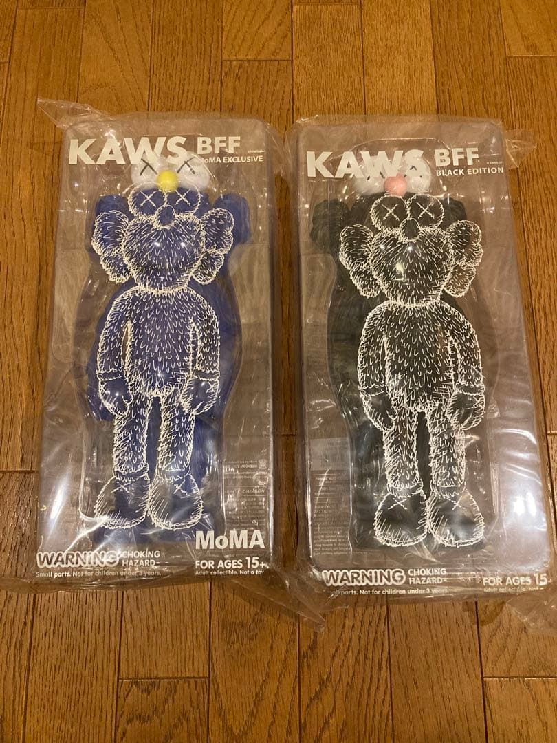 KAWS BFF MoMA EXCLUSIVE BLUE&black 新品未開封 MoMA Design Store】MoMAエディションが復活！人気アーティストKAWS