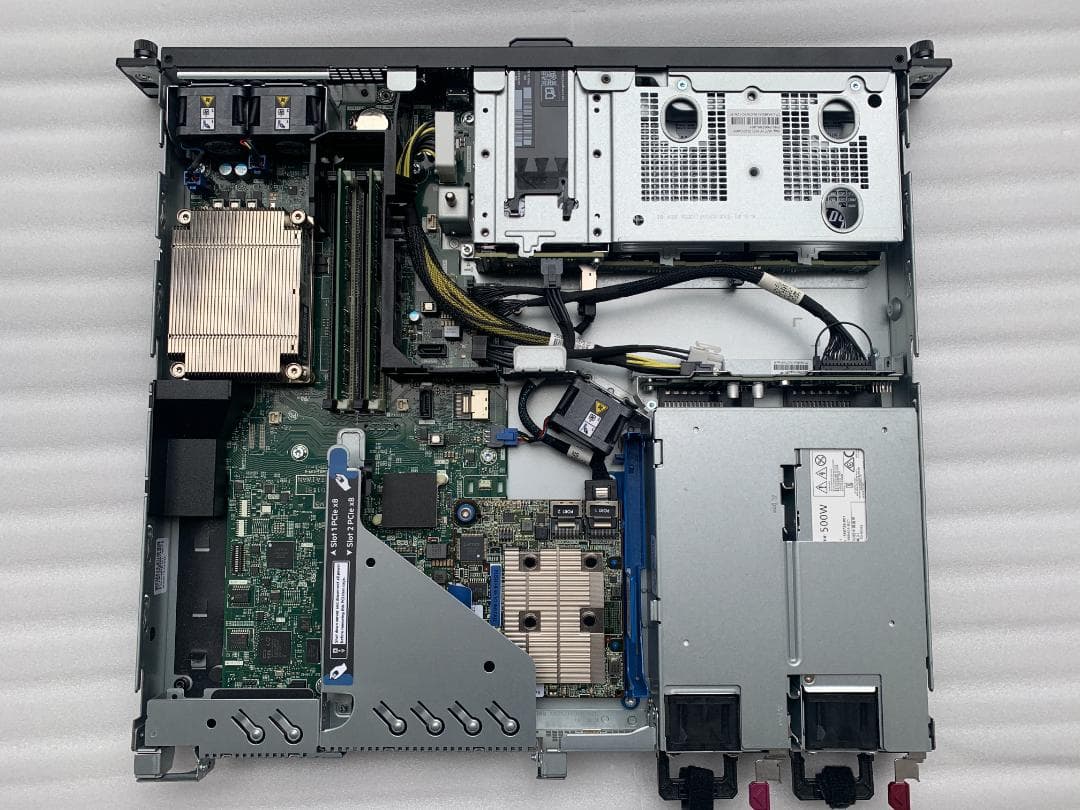 サーバー HP ProLiant DL20 Gen10 3.5GHz 32GB 4TB