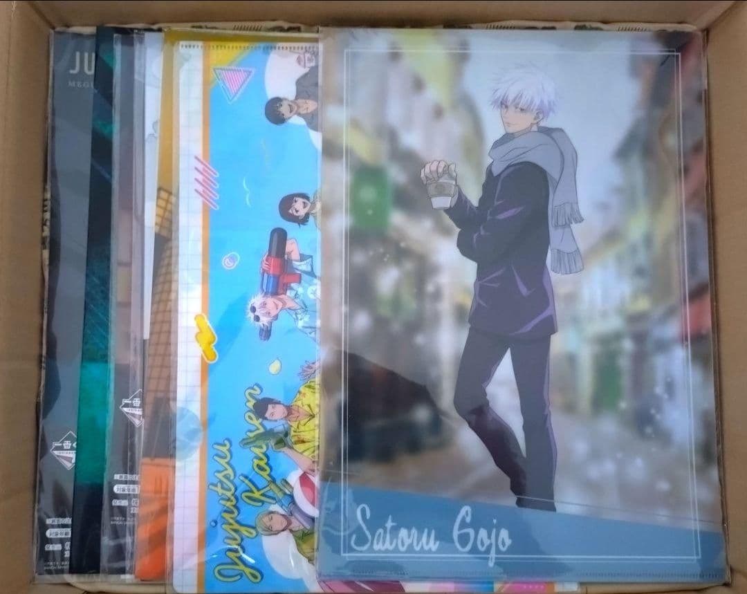 呪術廻戦 超大量 200点以上 まとめ売り 激安 缶バッジ アクスタ 1箱